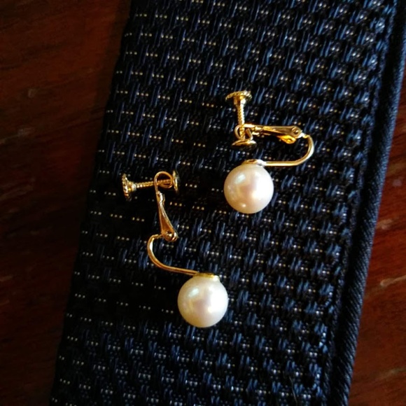 💎H.P. Vintage Pearl Earring Bundle - Picture 8 of 8